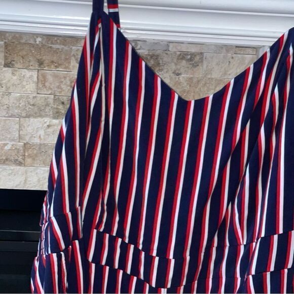 TORRID NAVY BLUE & RED STRIPE CHALLIS ROMPER ONEPIECE Sz 5X - Picture 3 of 4